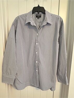 J.Crew Navy & White Striped Relaxed Oversized Shirt Size 12 Style # AW719